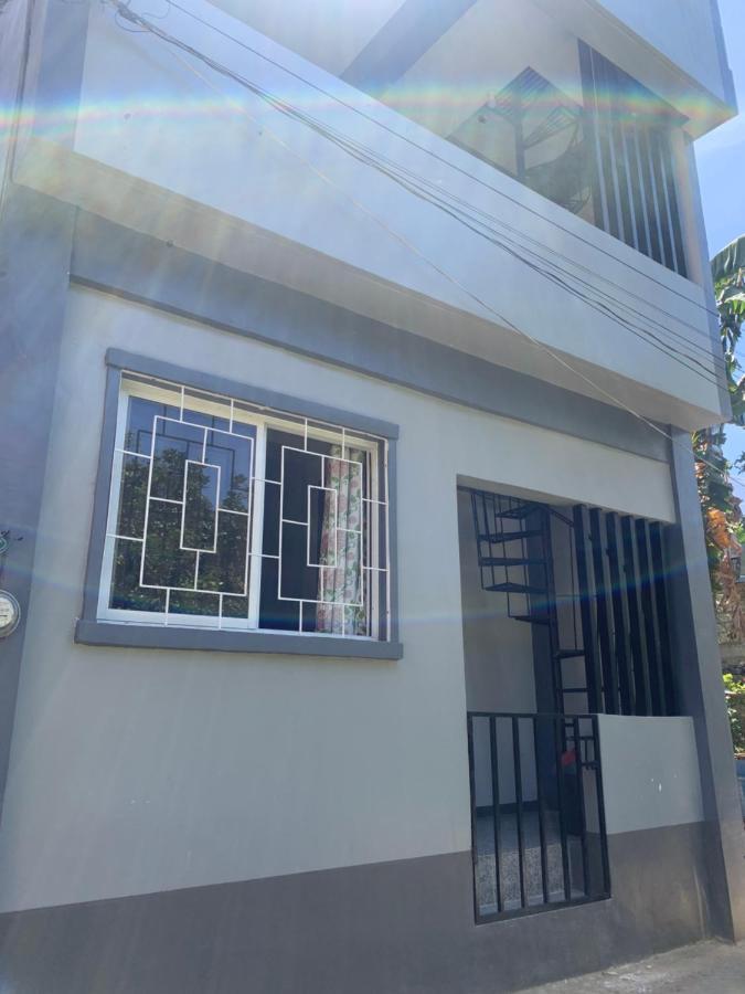 Apartamento Romblon Transient House Exterior foto